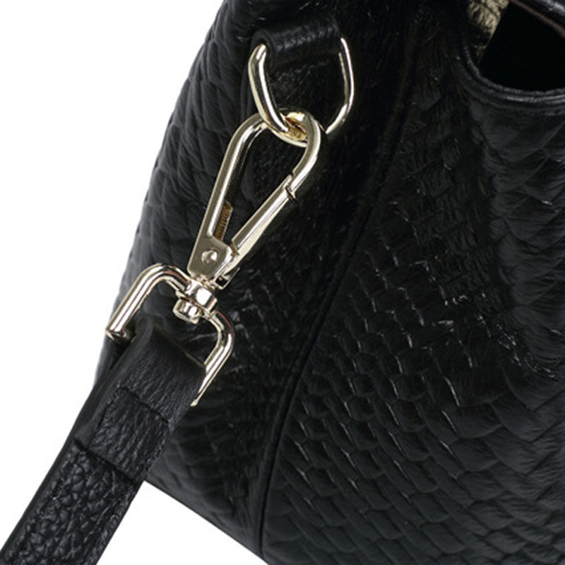 Chic Woven Leather Shoulder Bag