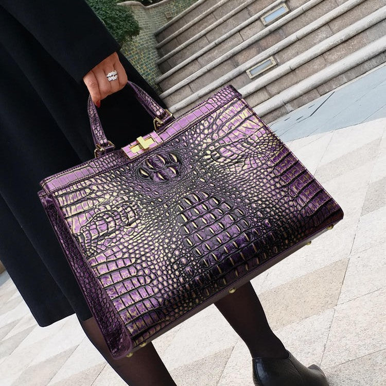 Sac fourre-tout en relief Clara Croc