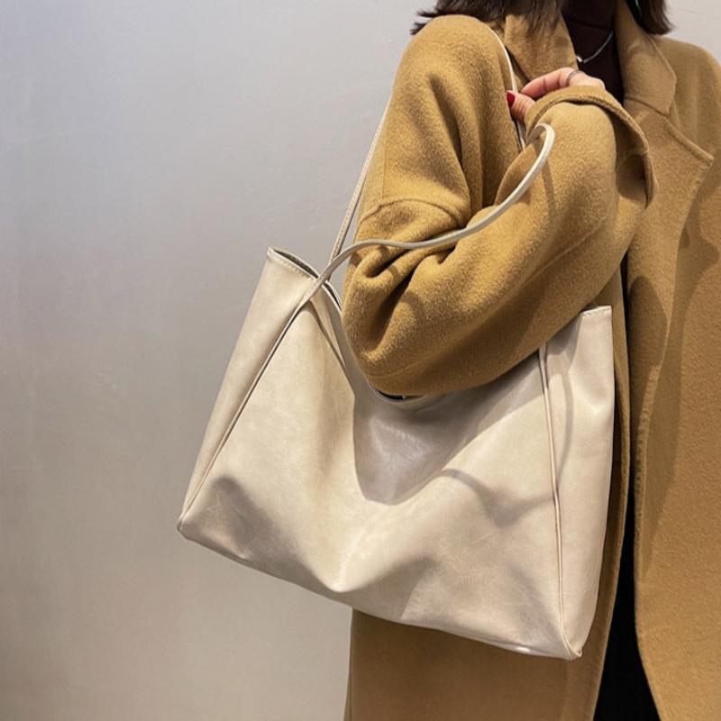 Emma Oversized Leather Tote